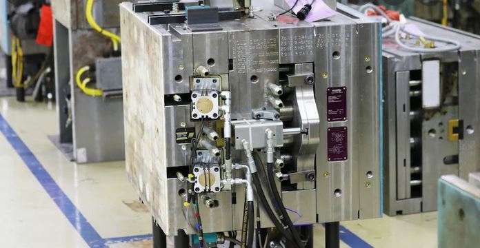 injection mold tooling